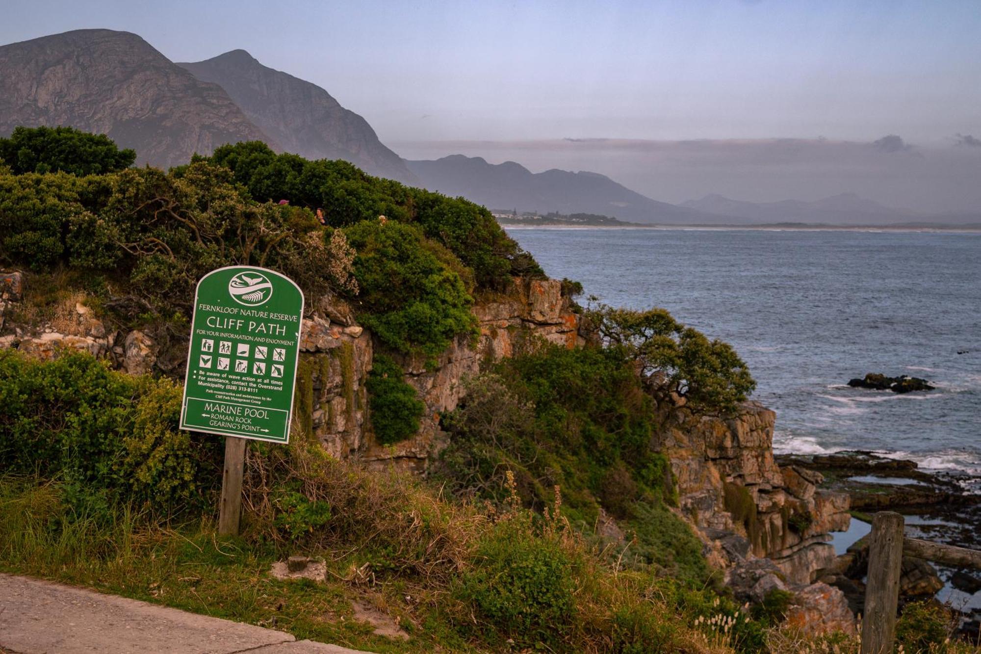 Goozi Garden Cottage Hermanus Exteriör bild